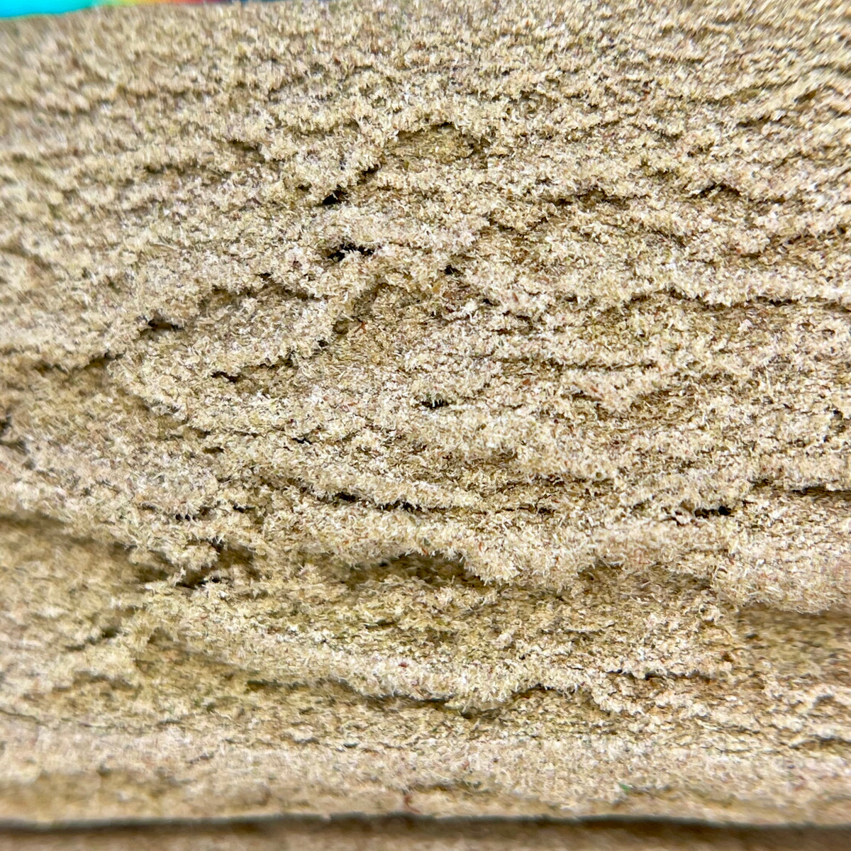 TUTTI FRUTTI, résine CBD — détail de la surface et de la texture