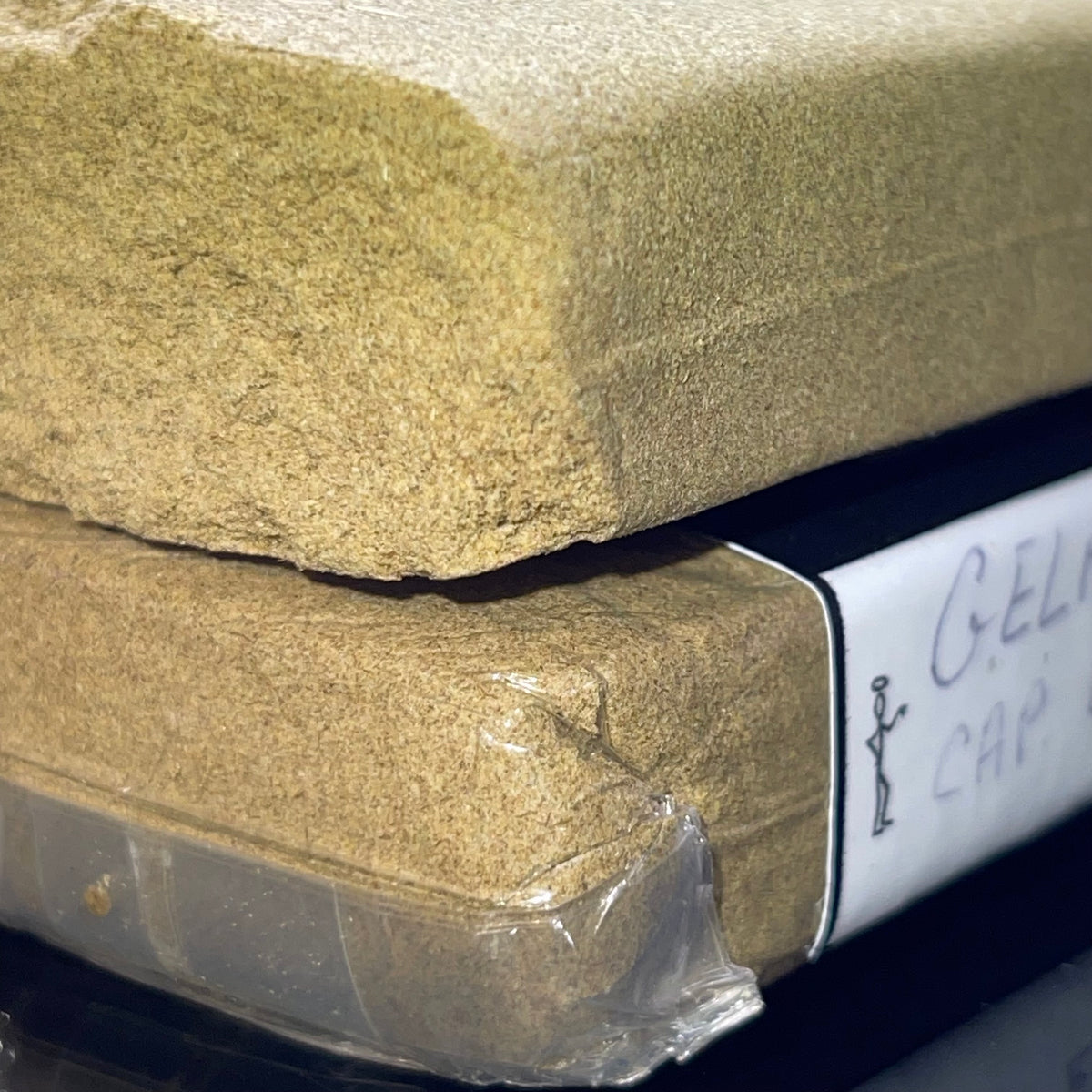 GELATO MINT, résine CBD — vue rapprochée de la résine