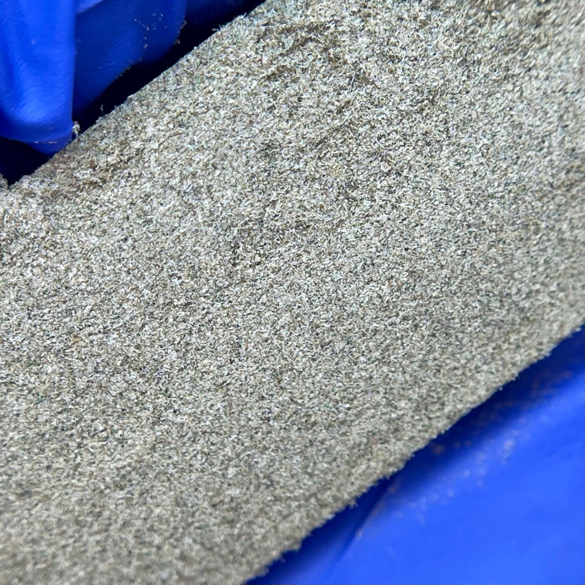 PINEAPPLE, résine CBD — détail de la surface et de la texture
